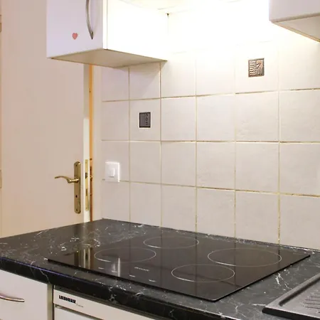 Ideally Located In París