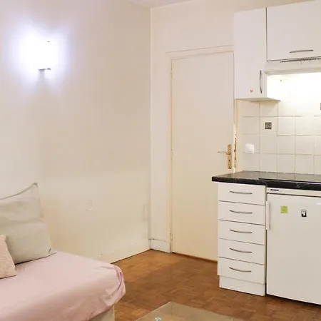 Apartamento Ideally Located In