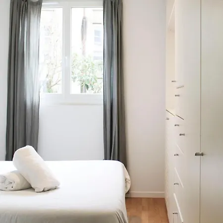 Apartamento Ideally Located In